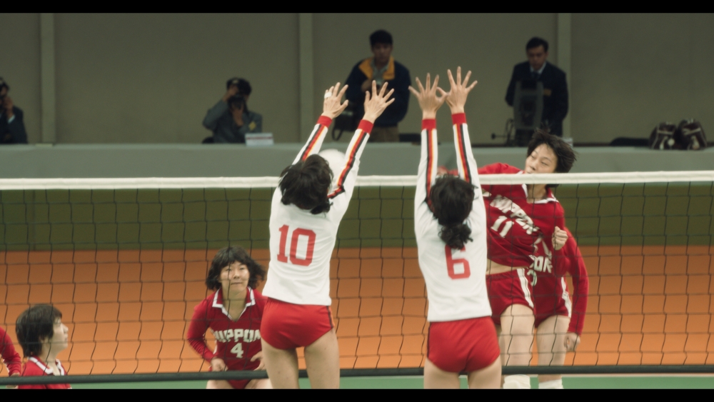 恭賀中國女排成功衛冕2019年世界盃冠軍 !<br />
十一完美連勝登上冠軍寶座!